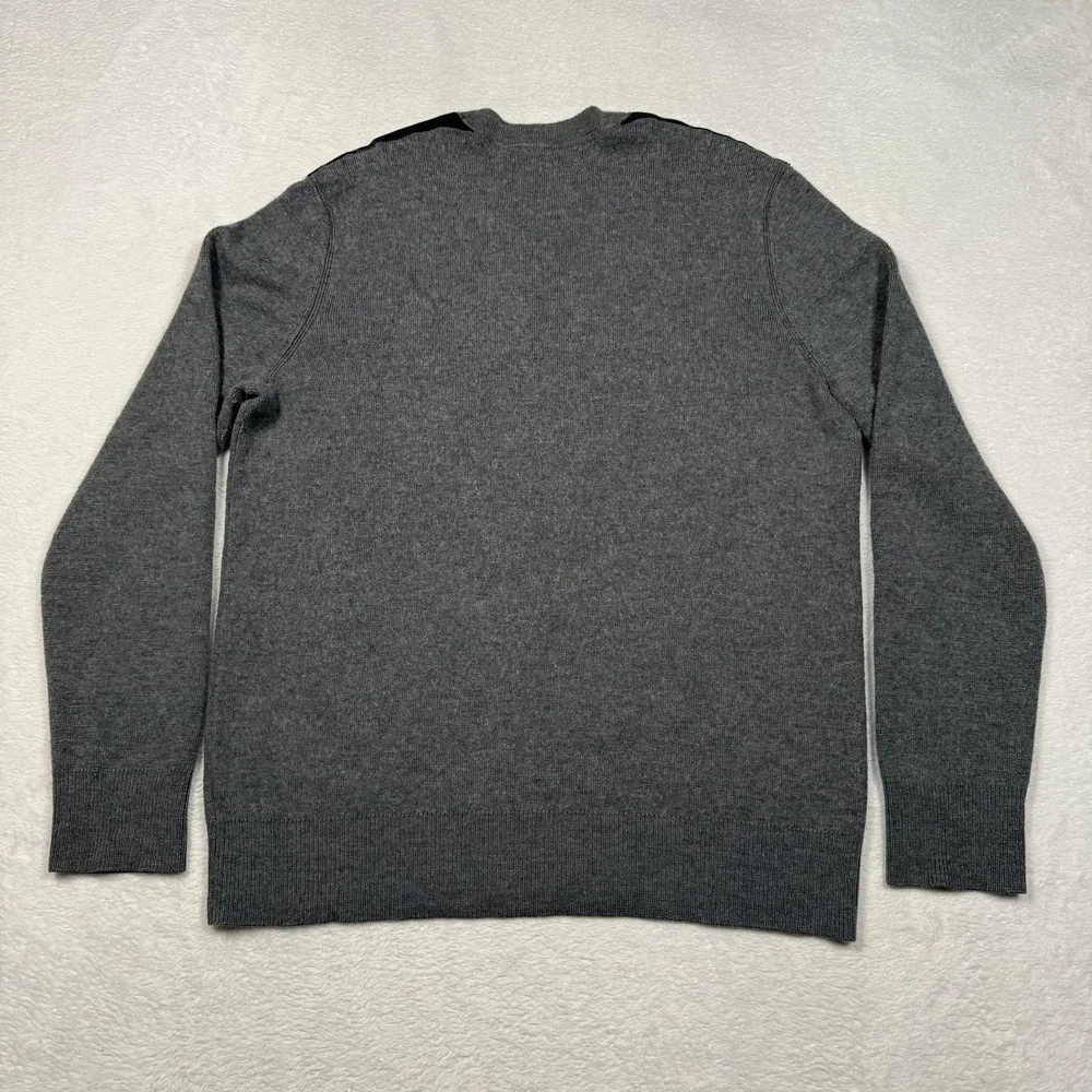 Banana Republic Sweater Mens XL Gray Merino‎ Wool Blend Crewneck Shoulder Patch